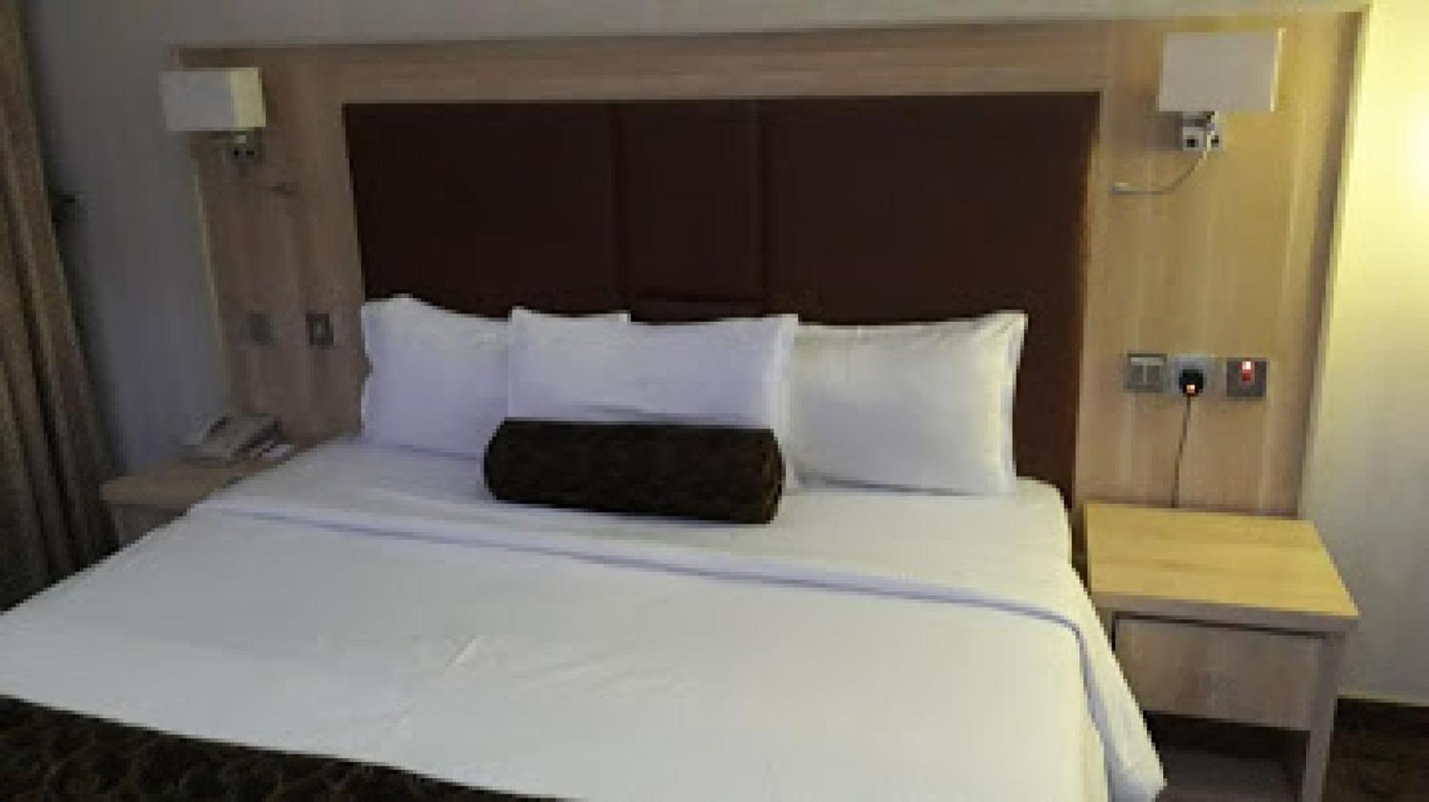 Room In Lodge - Nippon Grand Hotels Jabi Экстерьер фото